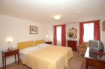 Hotel Casanova Venice 4*,