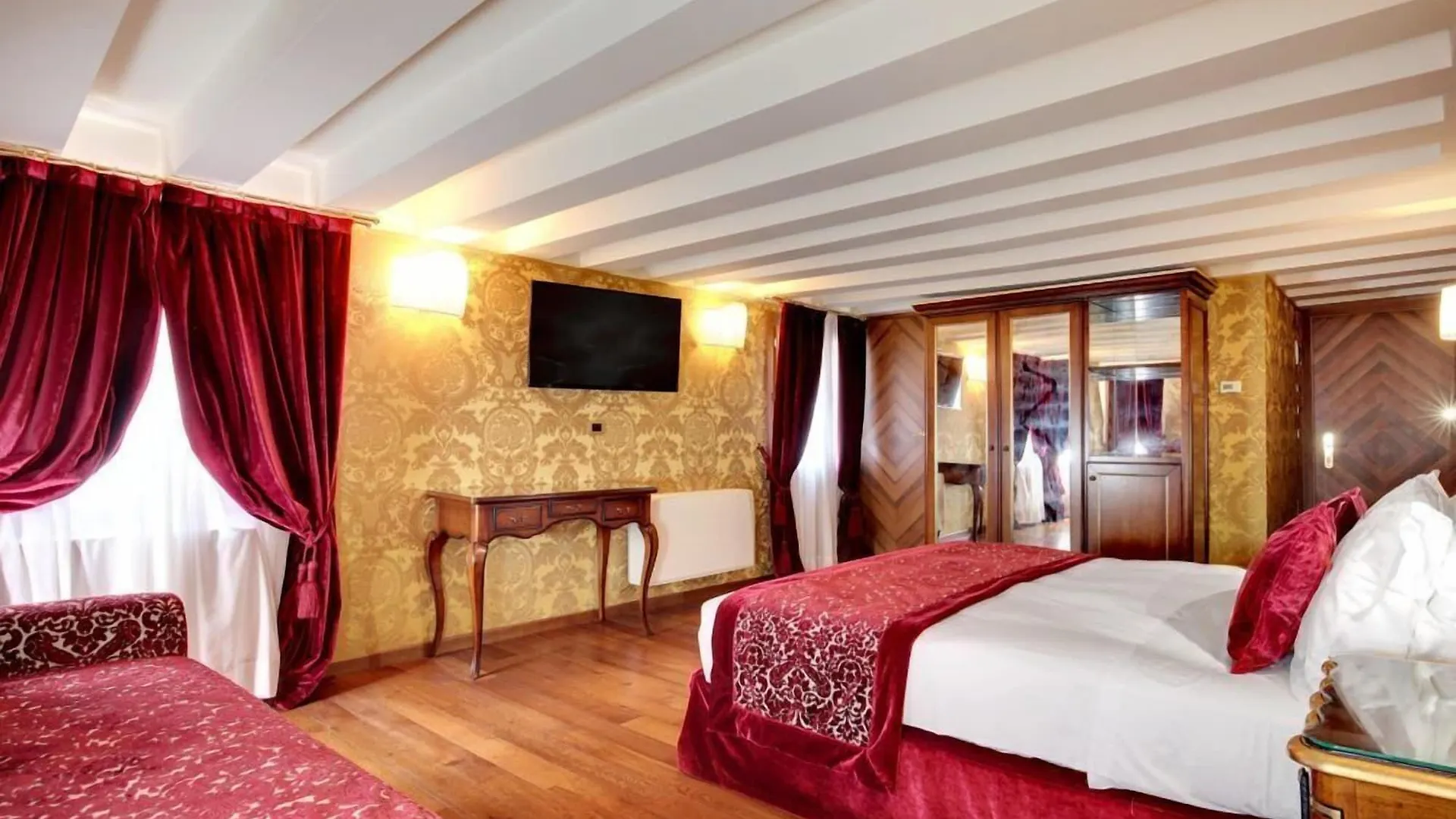 Hotel Casanova Venice