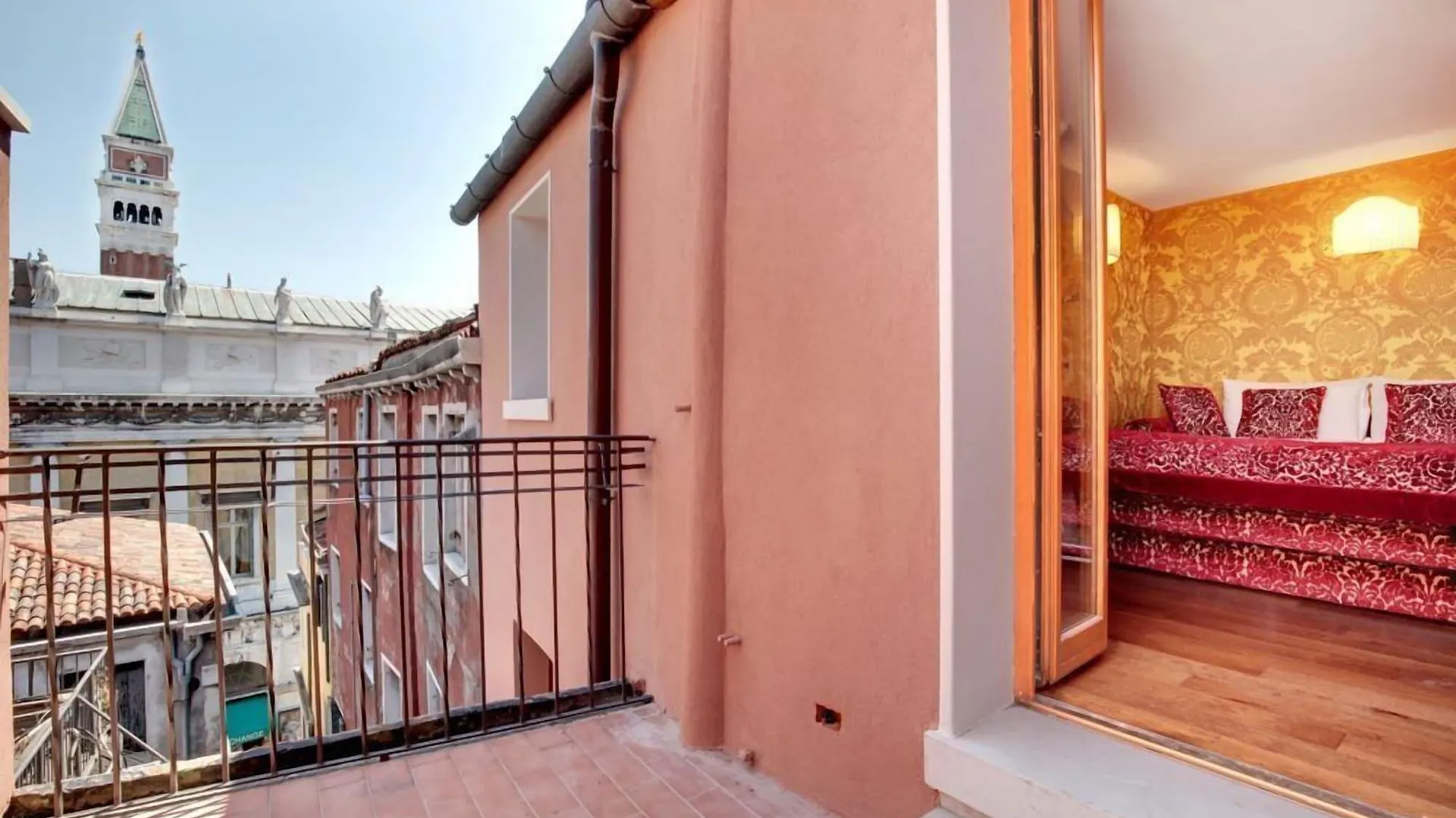****  Hotel Casanova Venice Italy