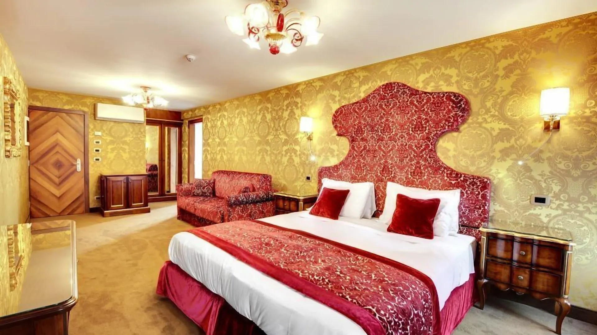 Hotel Casanova Venice Italy