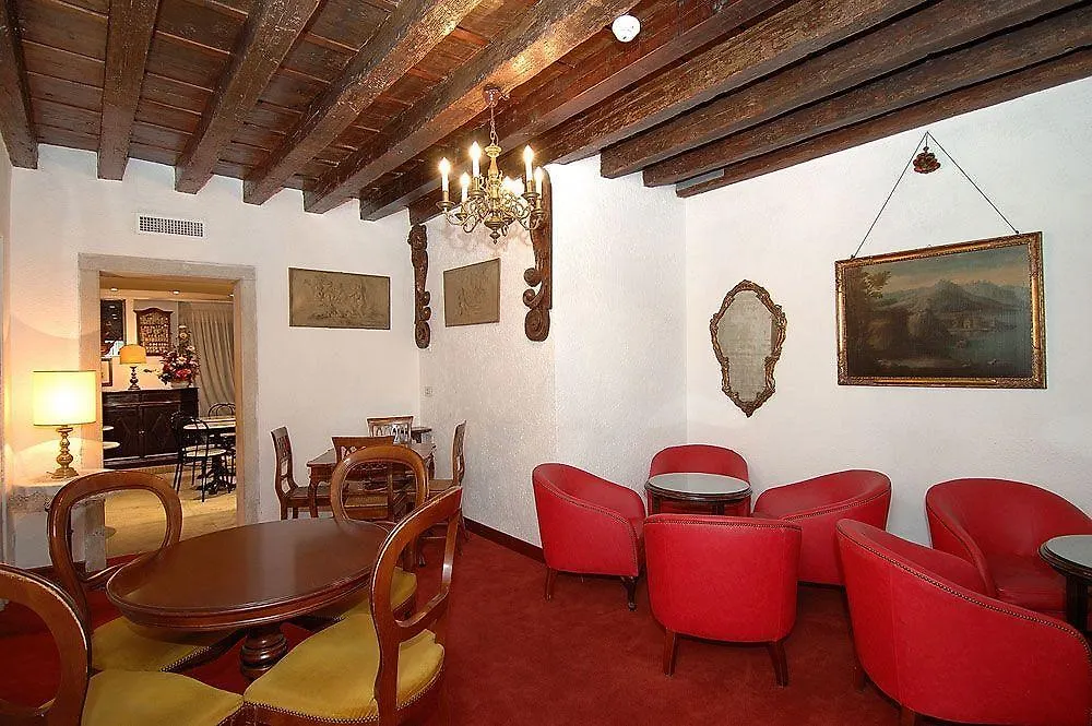 Hotel Casanova Venice 4*,