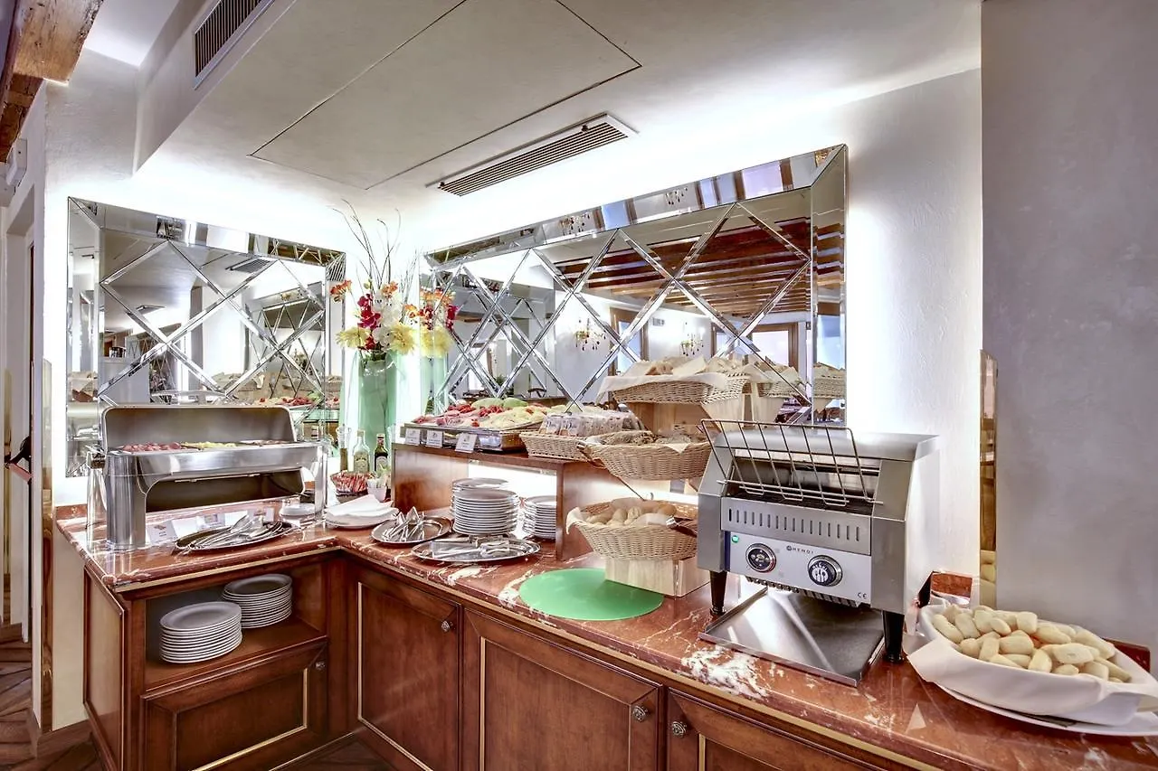 ****  Hotel Casanova Venice Italy