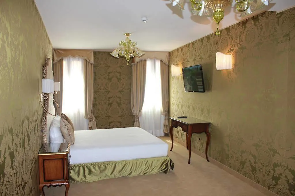 Hotel Casanova Venice